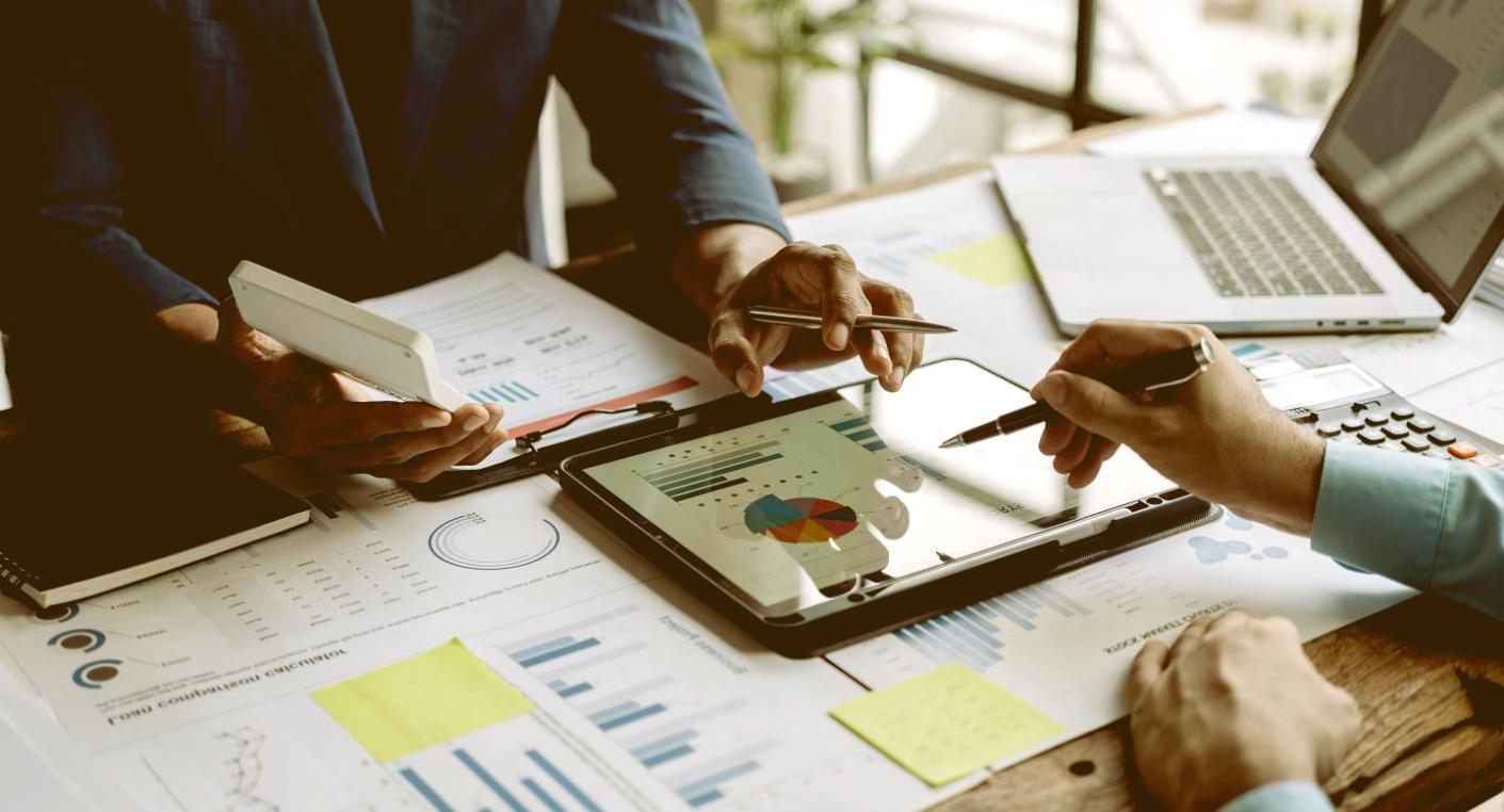 Live programming session demonstrating real-time code development